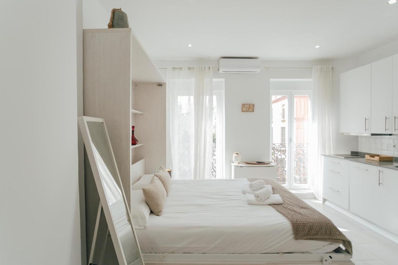 One&Lux El Salvador - Central Studio With A Stunning View Sevilla Bagian luar foto